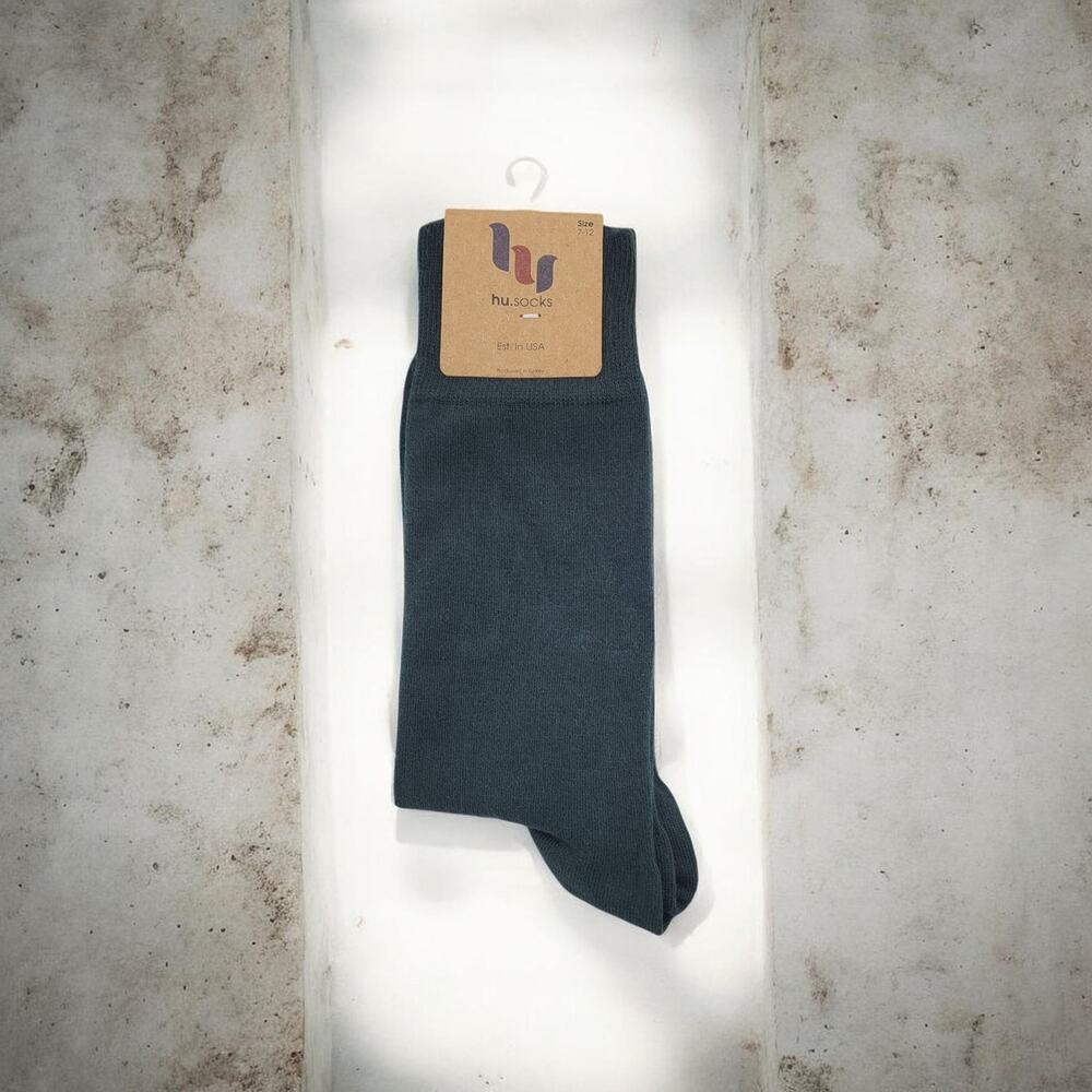 Hugh Ugoli Men’s Green Regenerated Cotton Dress Socks NWT Size 7-12 Seamless